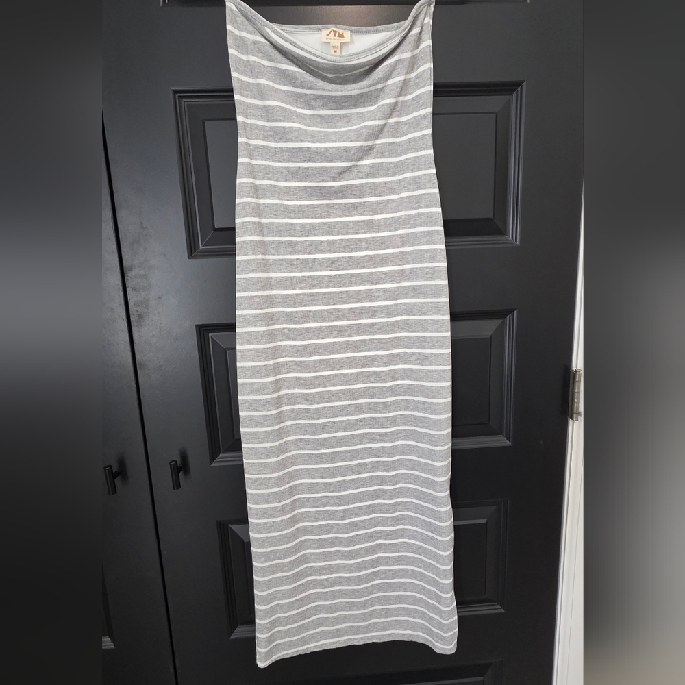 See You Monday Gray & White Ribbed Strapless Dress Bodycon